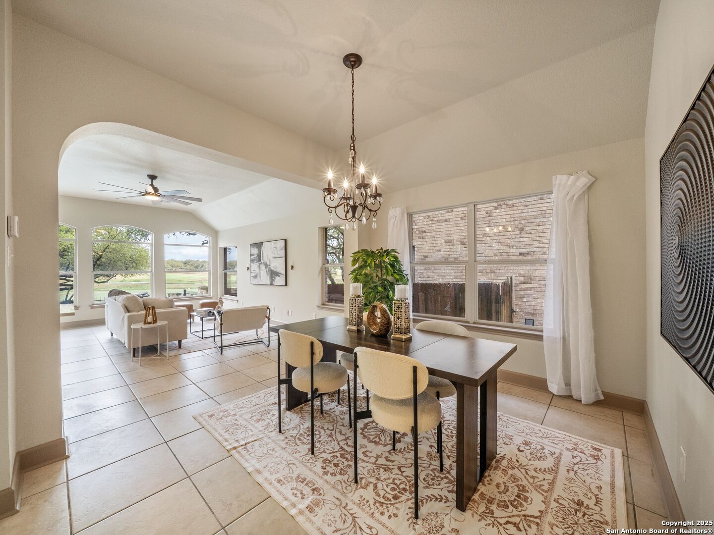 9743 SUGAR TRAIL