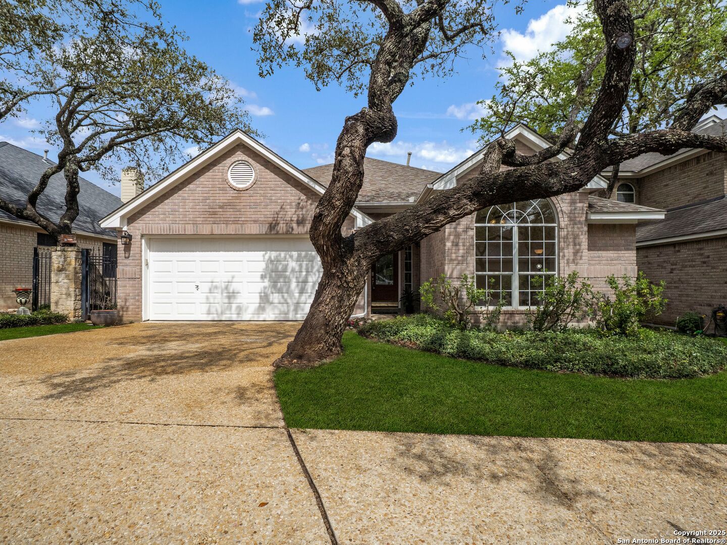 9743 SUGAR TRAIL