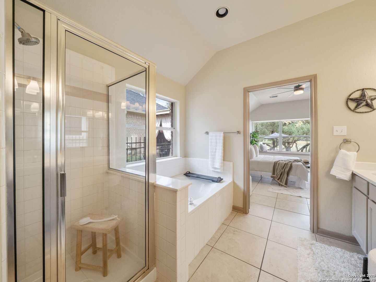 9743 SUGAR TRAIL