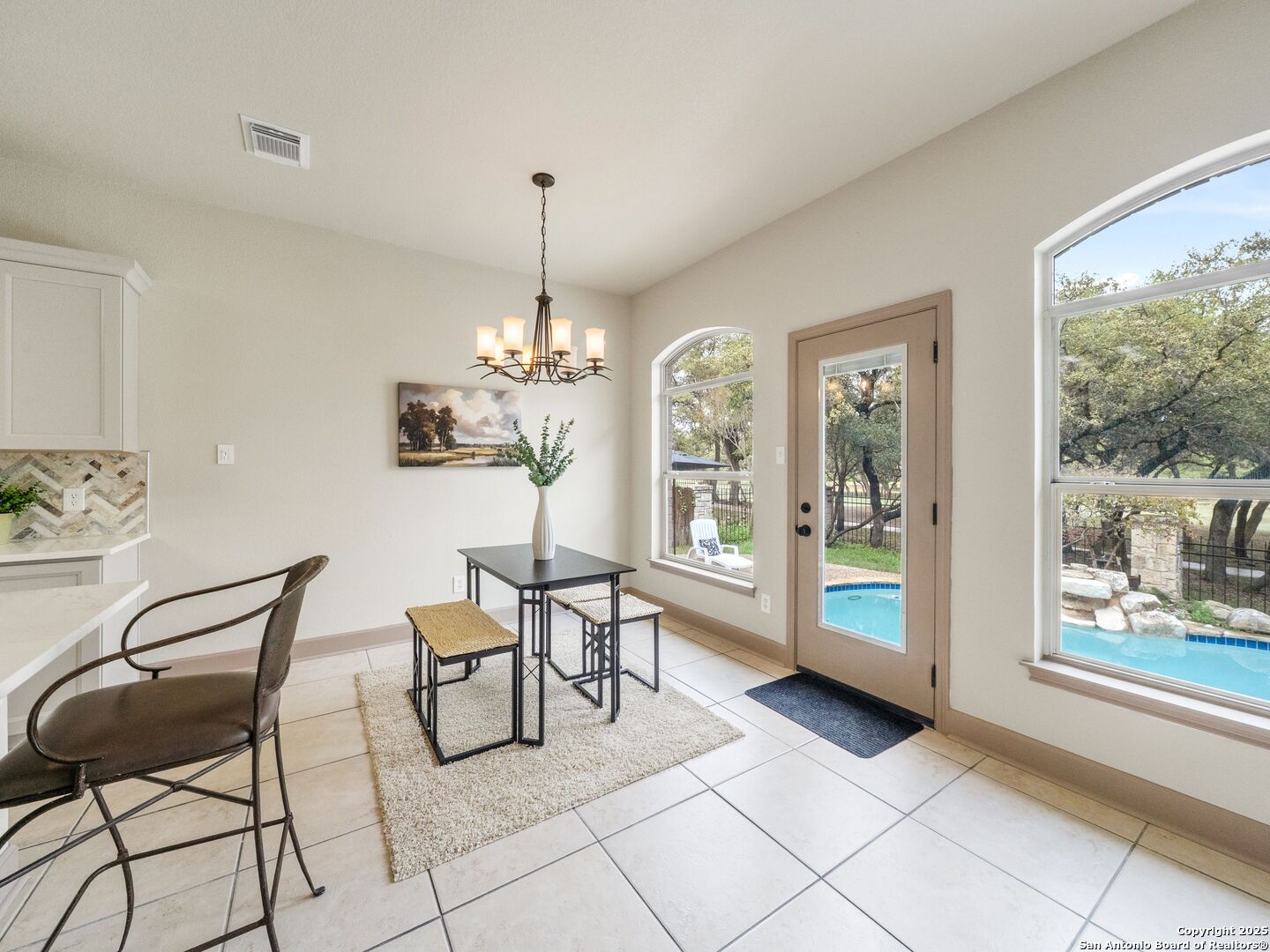 9743 SUGAR TRAIL