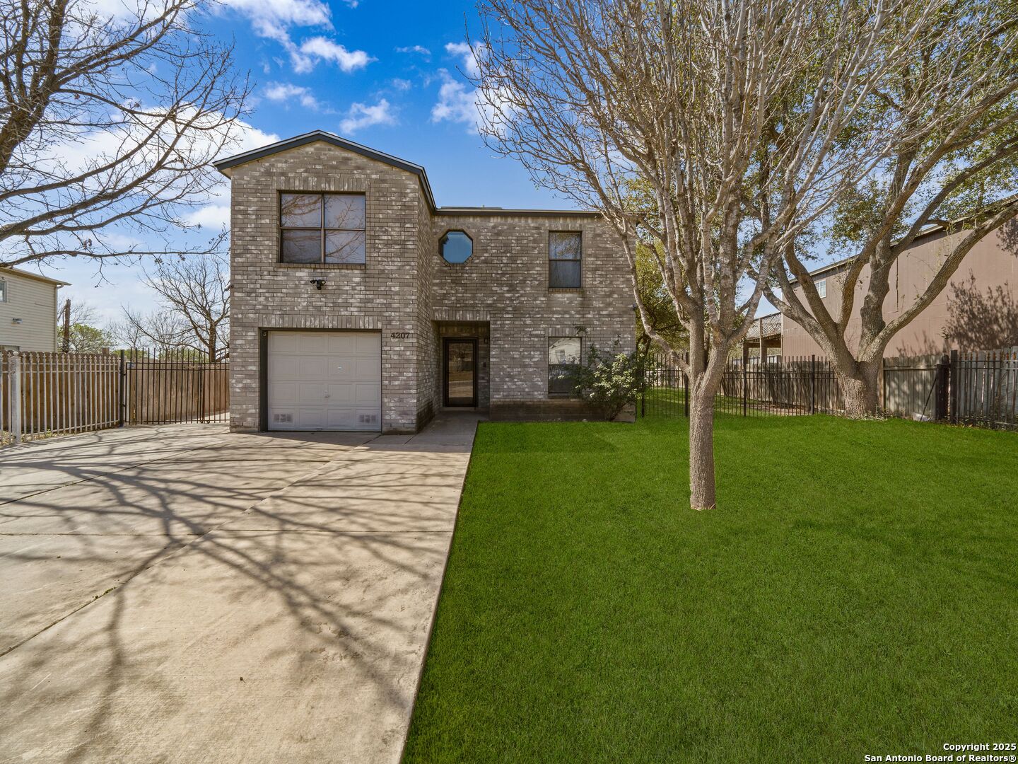 4207 Misty Springs