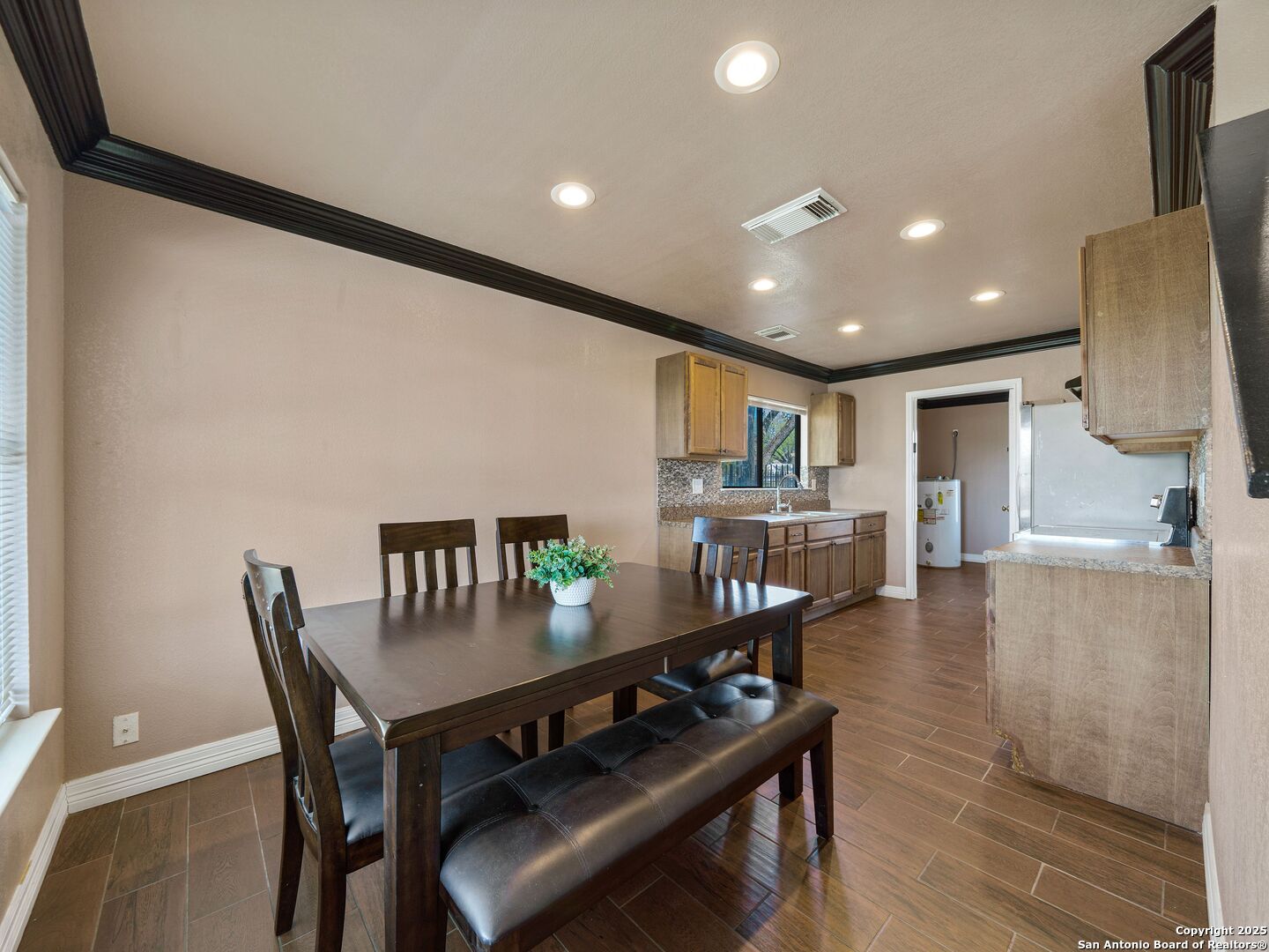 4207 Misty Springs