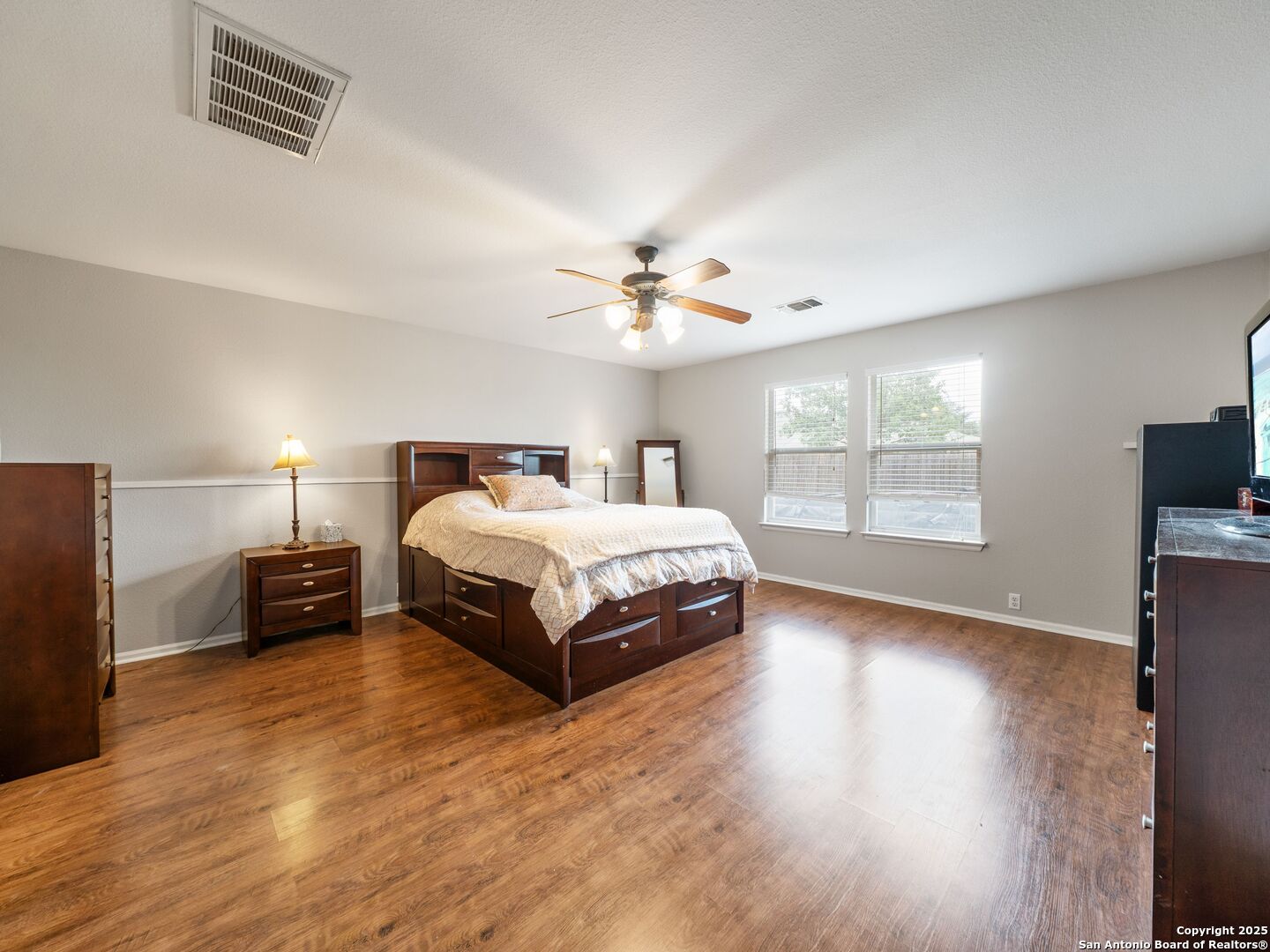 3842 Fiesta Trail