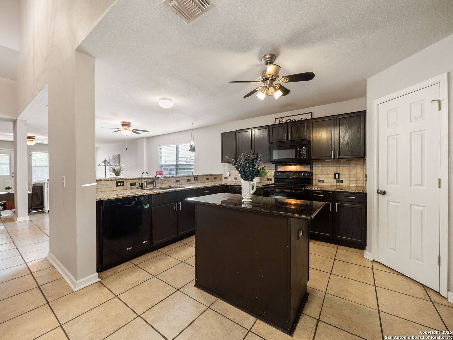 3842 Fiesta Trail