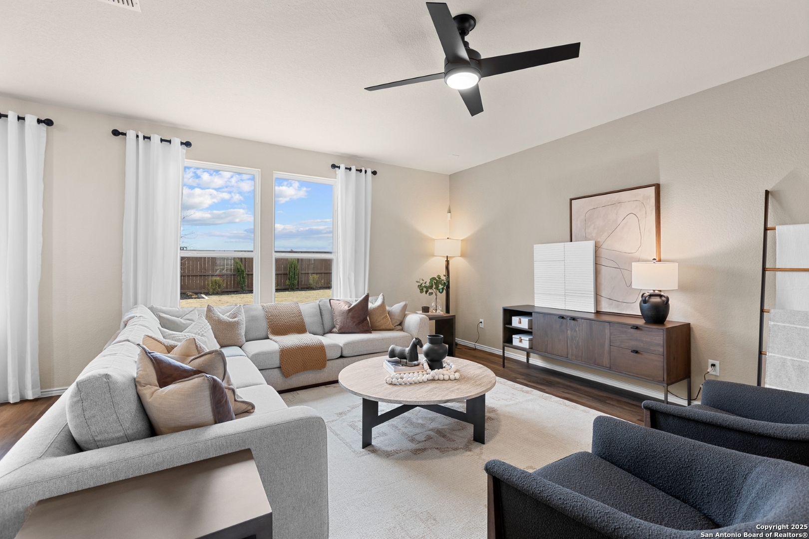 5240 Seagrass