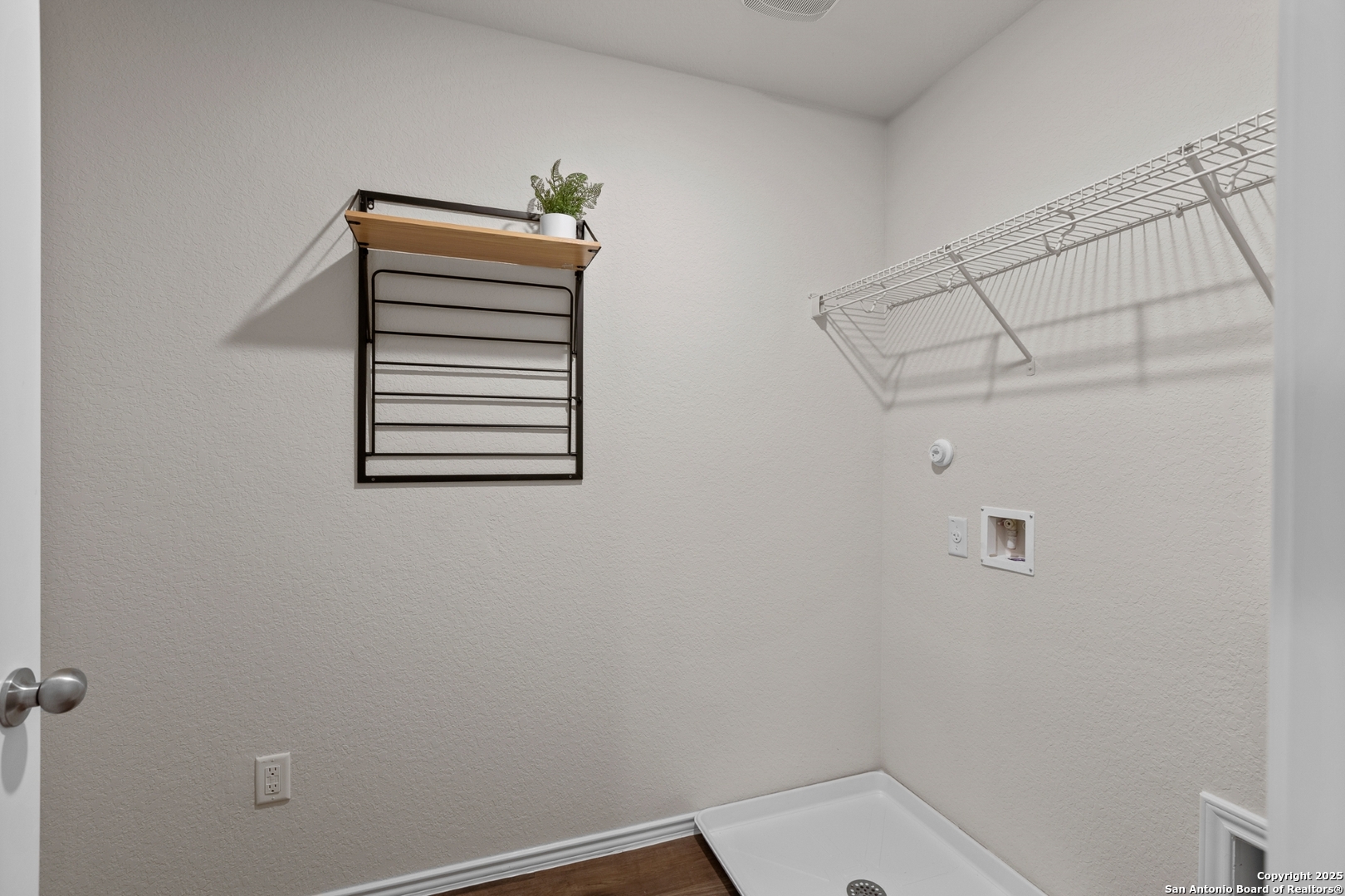 5240 Seagrass
