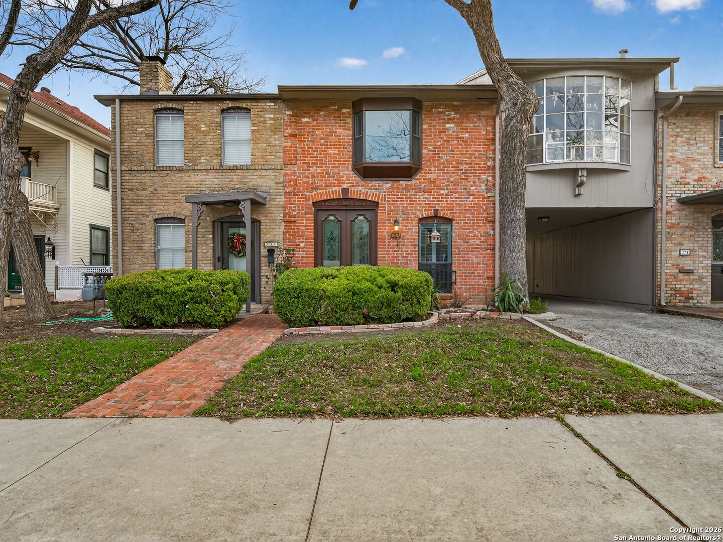 222 W Craig Place D