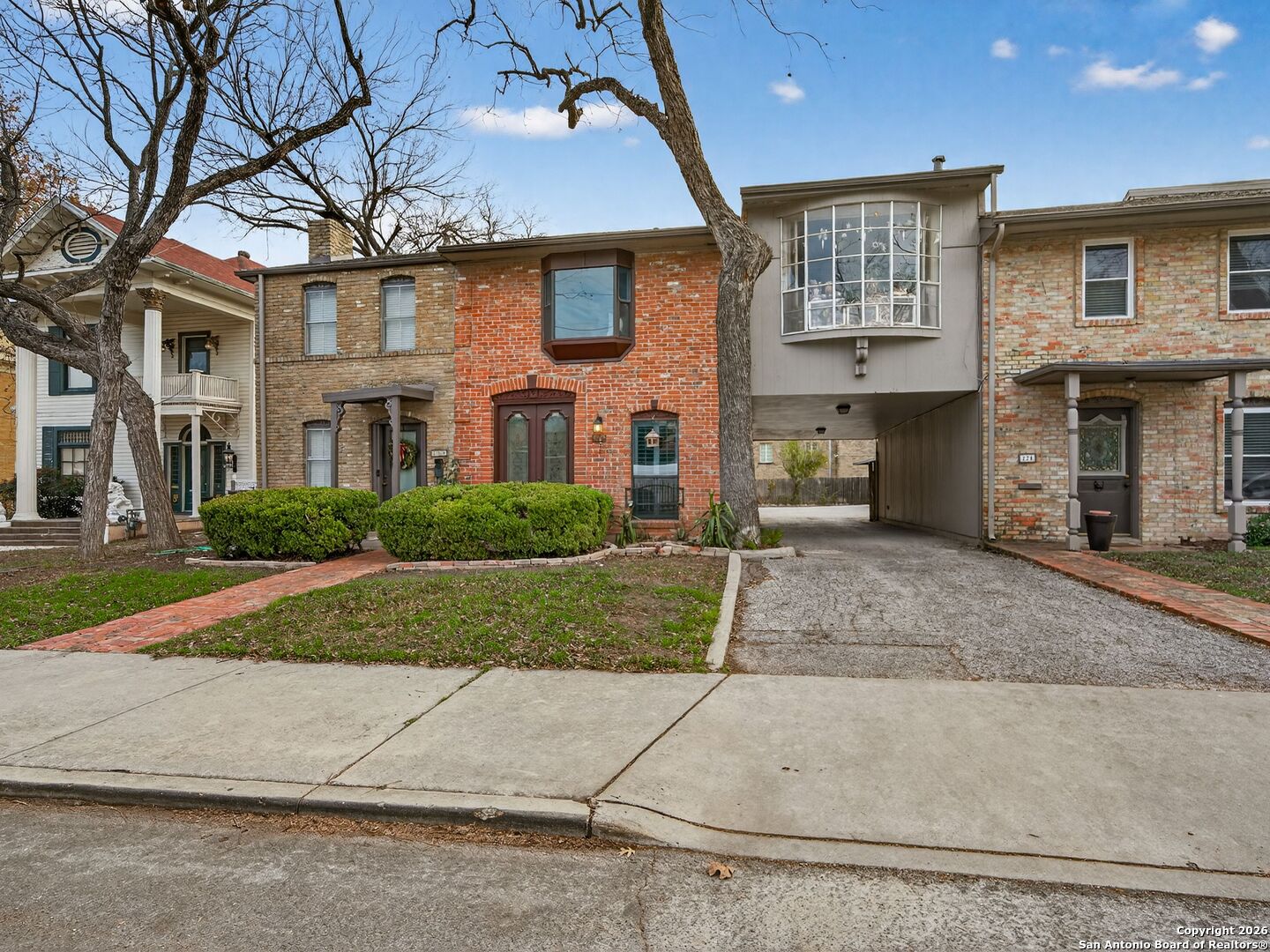 222 W Craig Place D