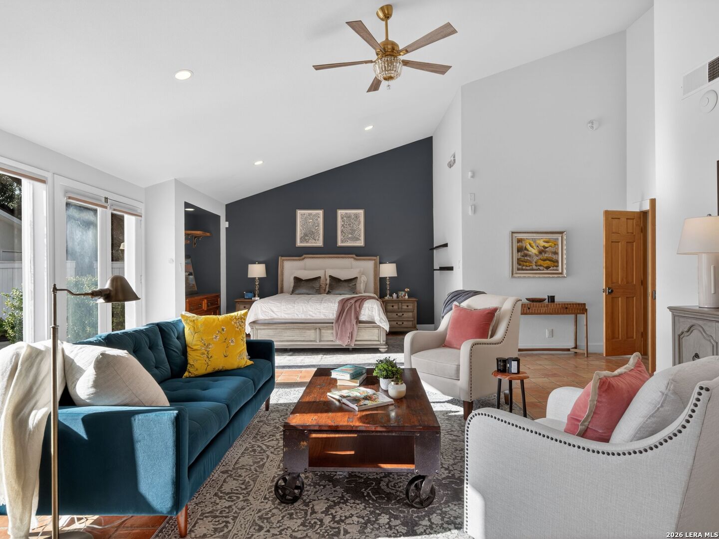 7887 N NEW BRAUNFELS AVE