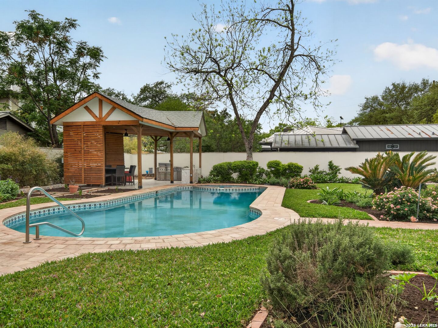 7887 N NEW BRAUNFELS AVE