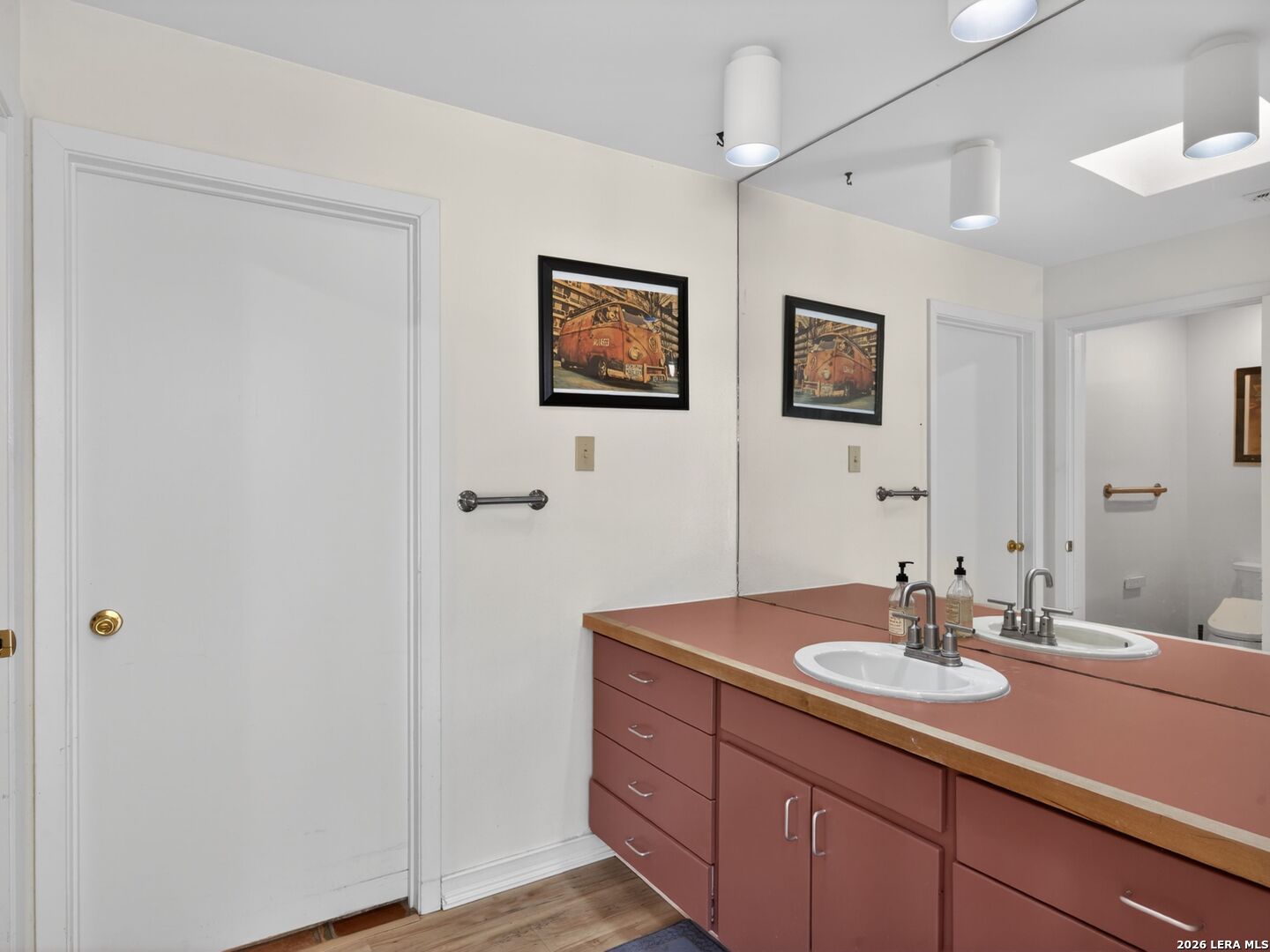 7887 N NEW BRAUNFELS AVE