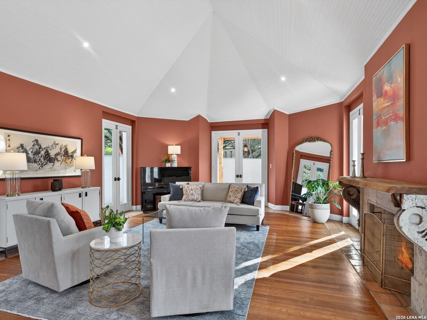 7887 N NEW BRAUNFELS AVE