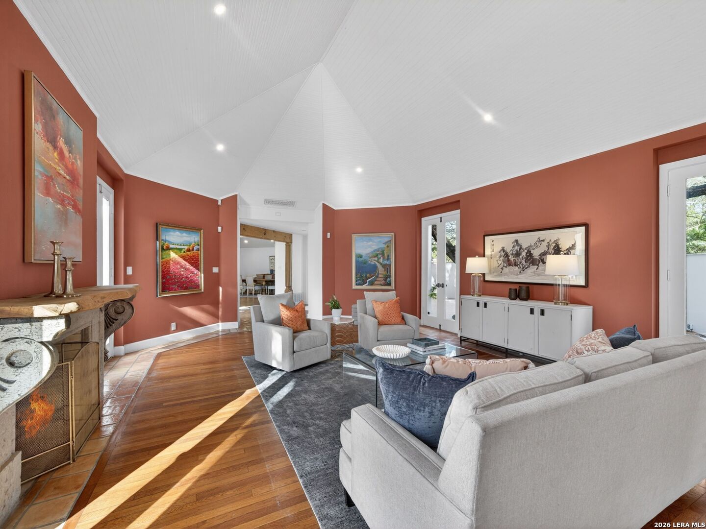 7887 N NEW BRAUNFELS AVE