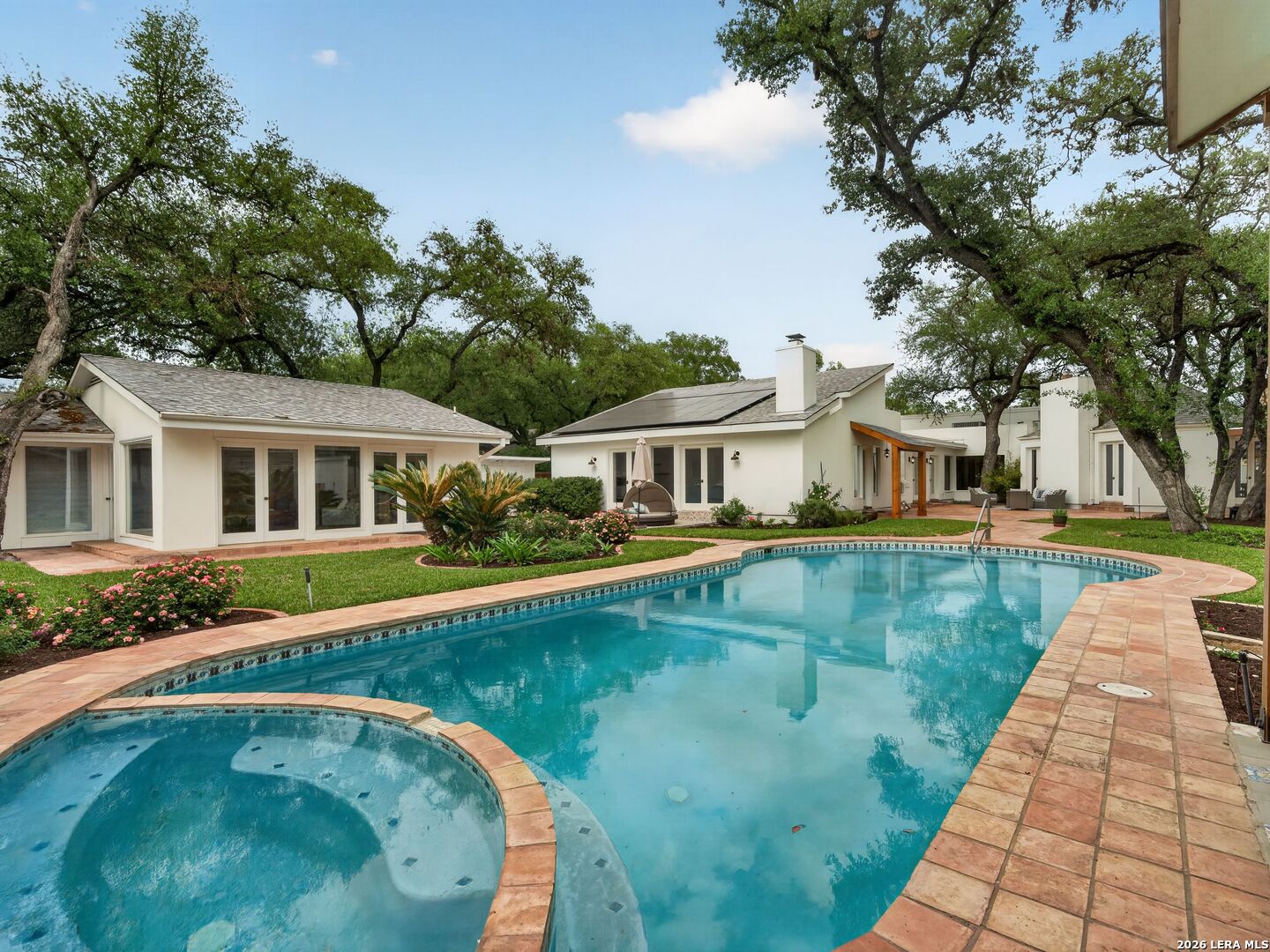 7887 N NEW BRAUNFELS AVE