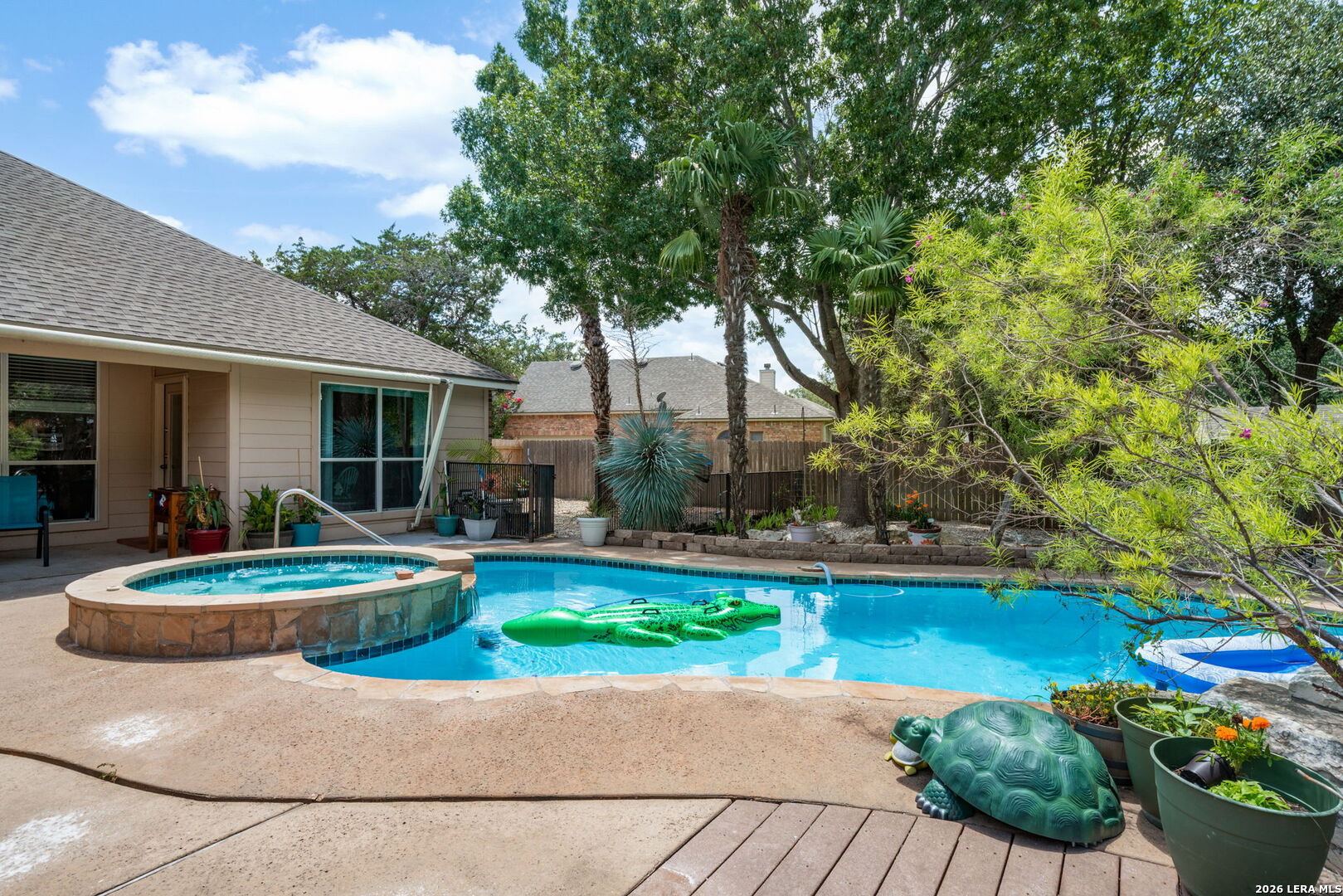14525 Besinger Way