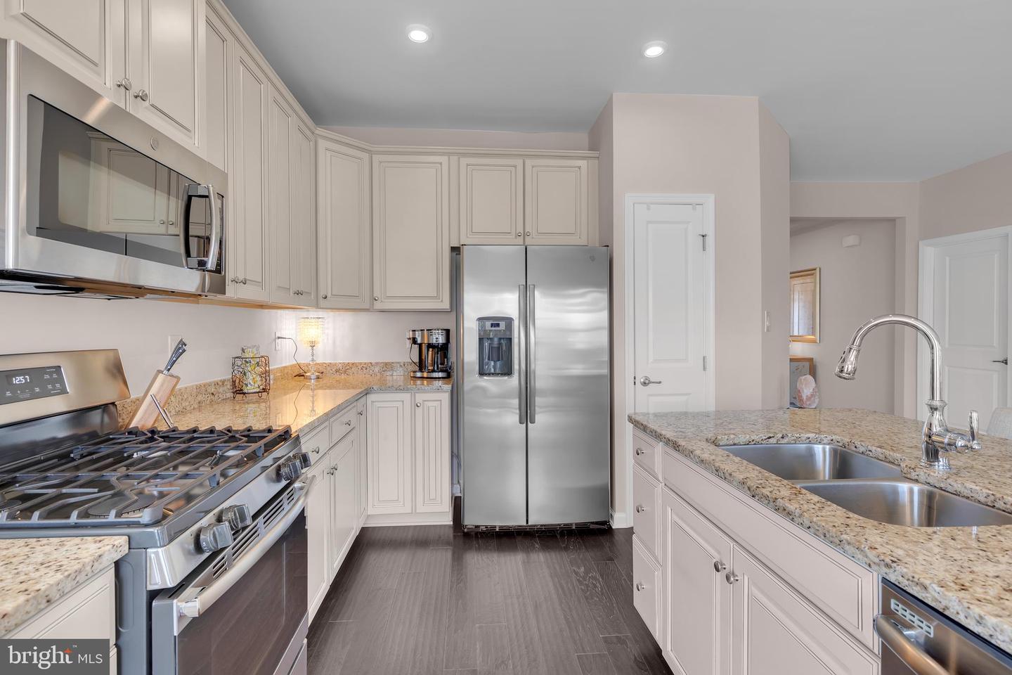 127 Shady Creek Ln