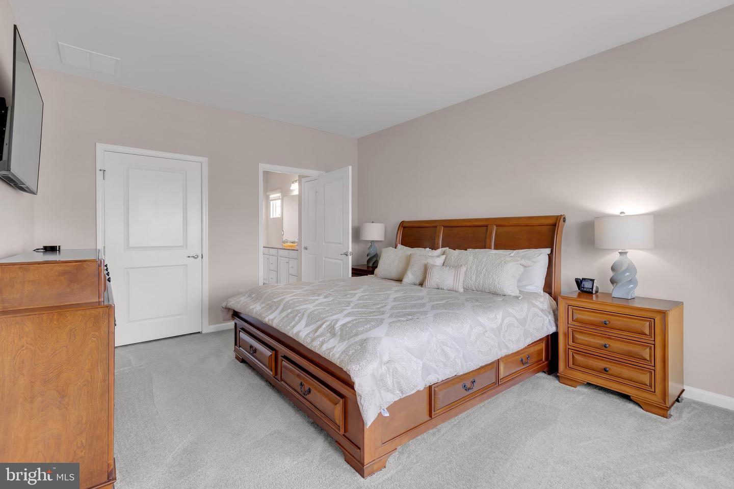 127 Shady Creek Ln