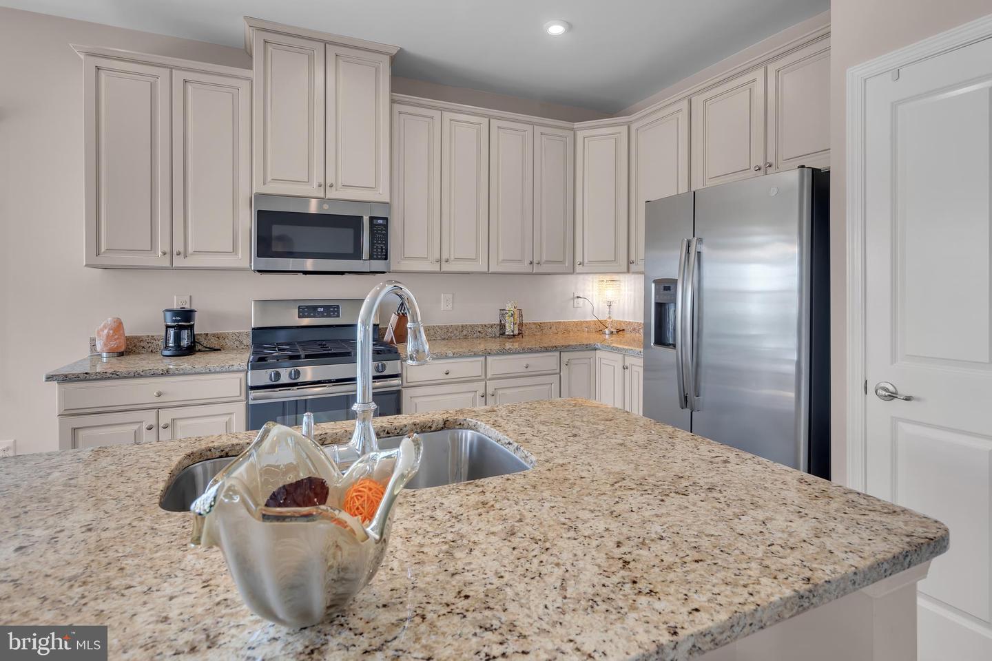 127 Shady Creek Ln
