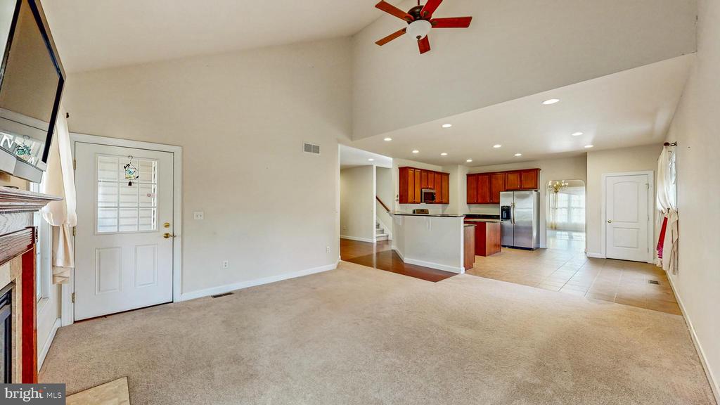 29 Winesap Ln