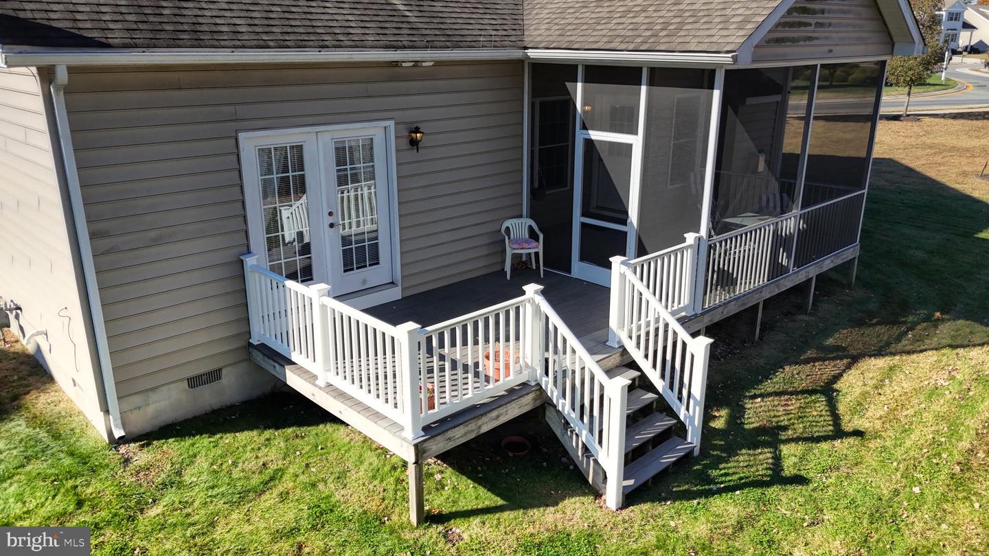 29 Winesap Ln