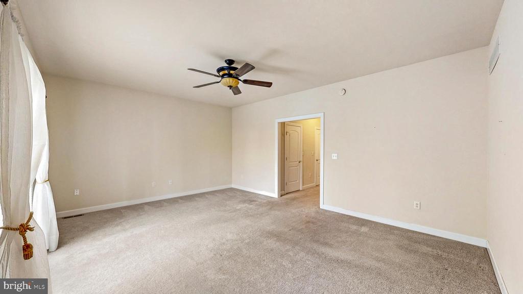 29 Winesap Ln