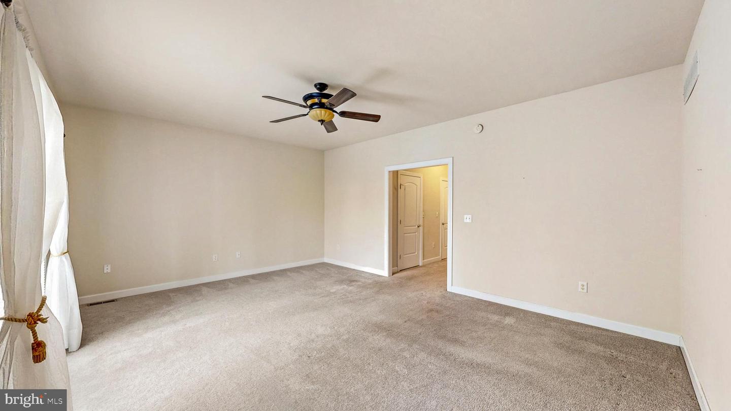 29 Winesap Ln