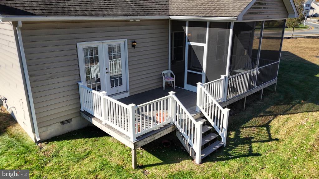 29 Winesap Ln