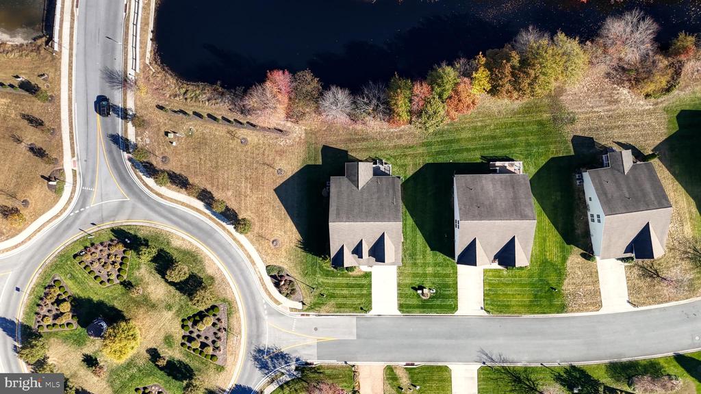29 Winesap Ln