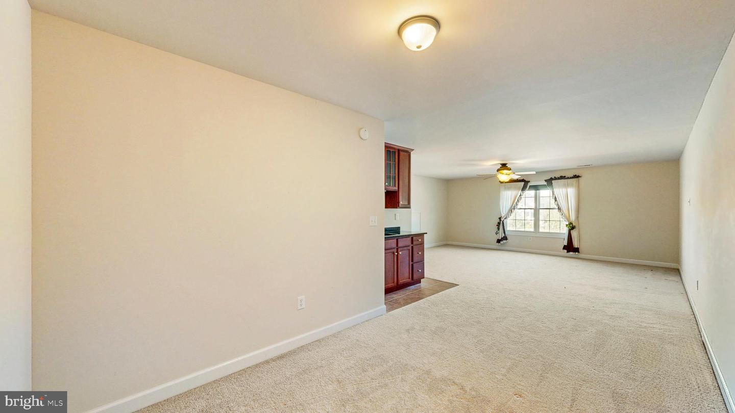 29 Winesap Ln