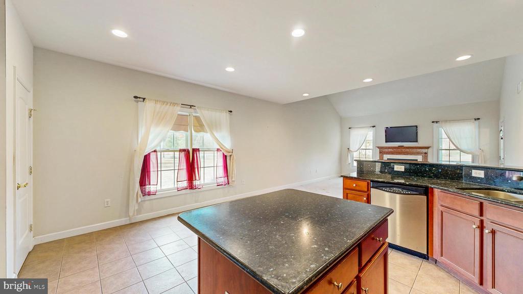 29 Winesap Ln