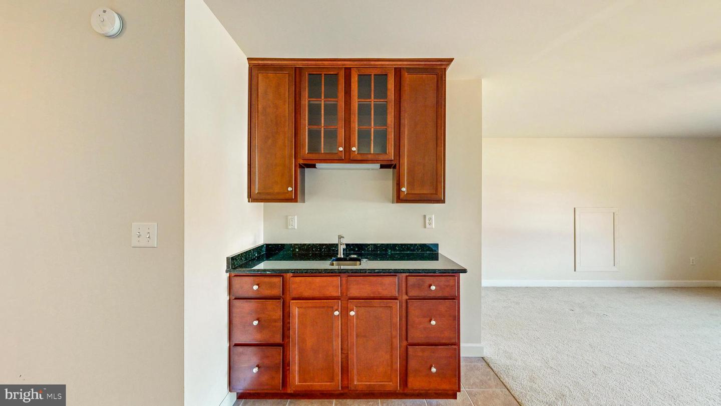 29 Winesap Ln