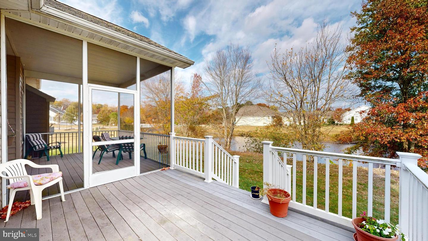 29 Winesap Ln