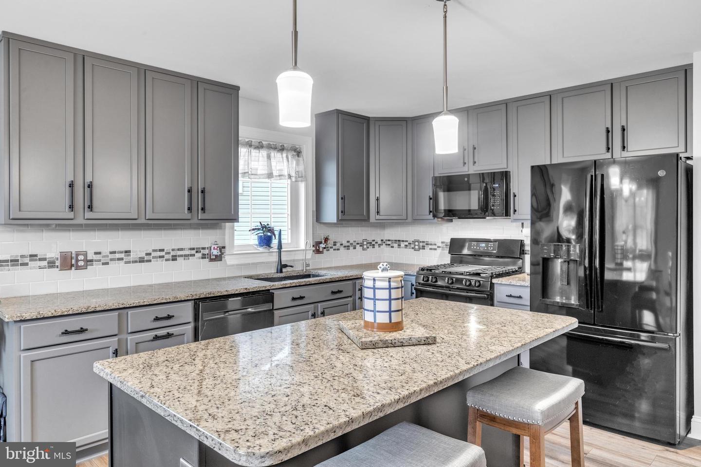 92 Casselberry Ln