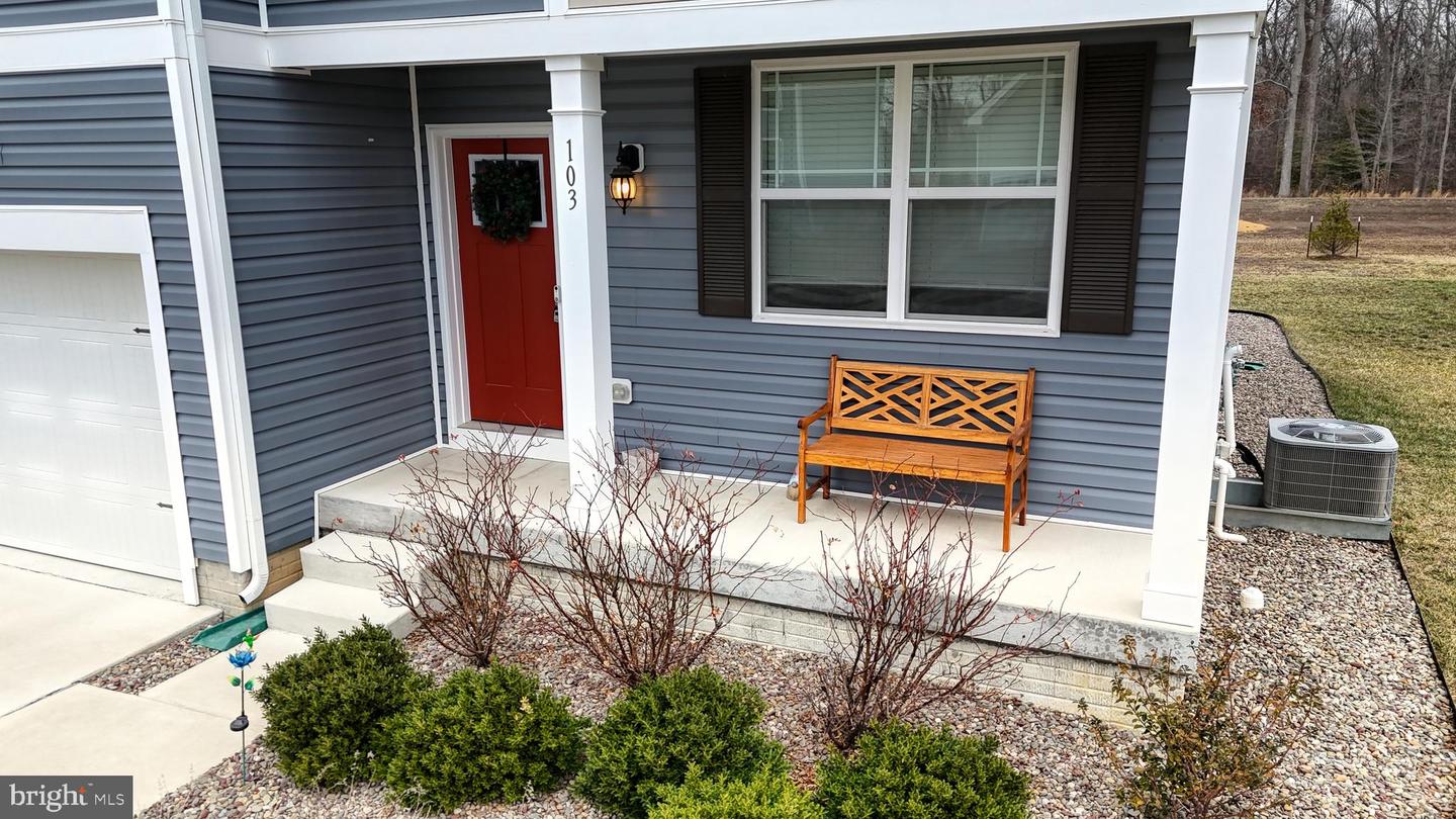 103 Bunchberry Ct