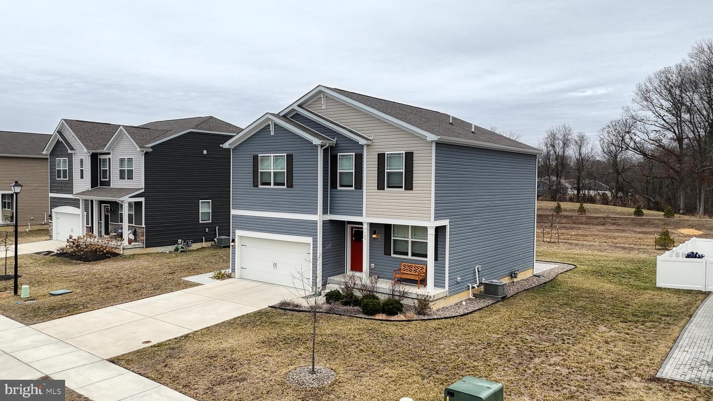 103 Bunchberry Ct