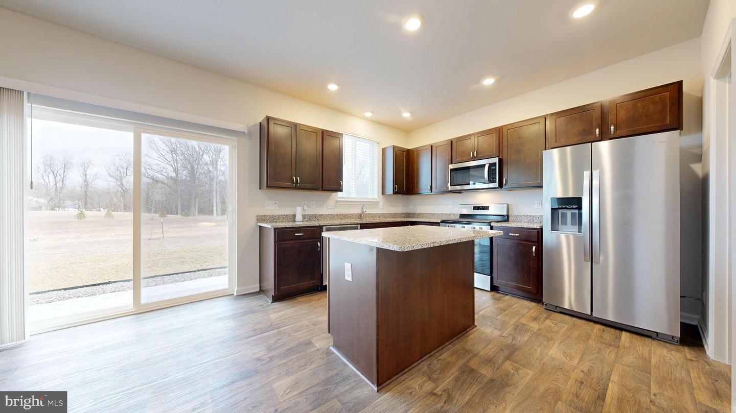103 Bunchberry Ct