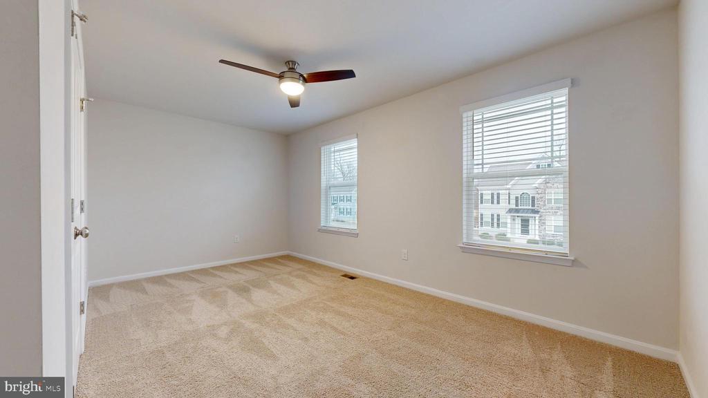 103 Bunchberry Ct