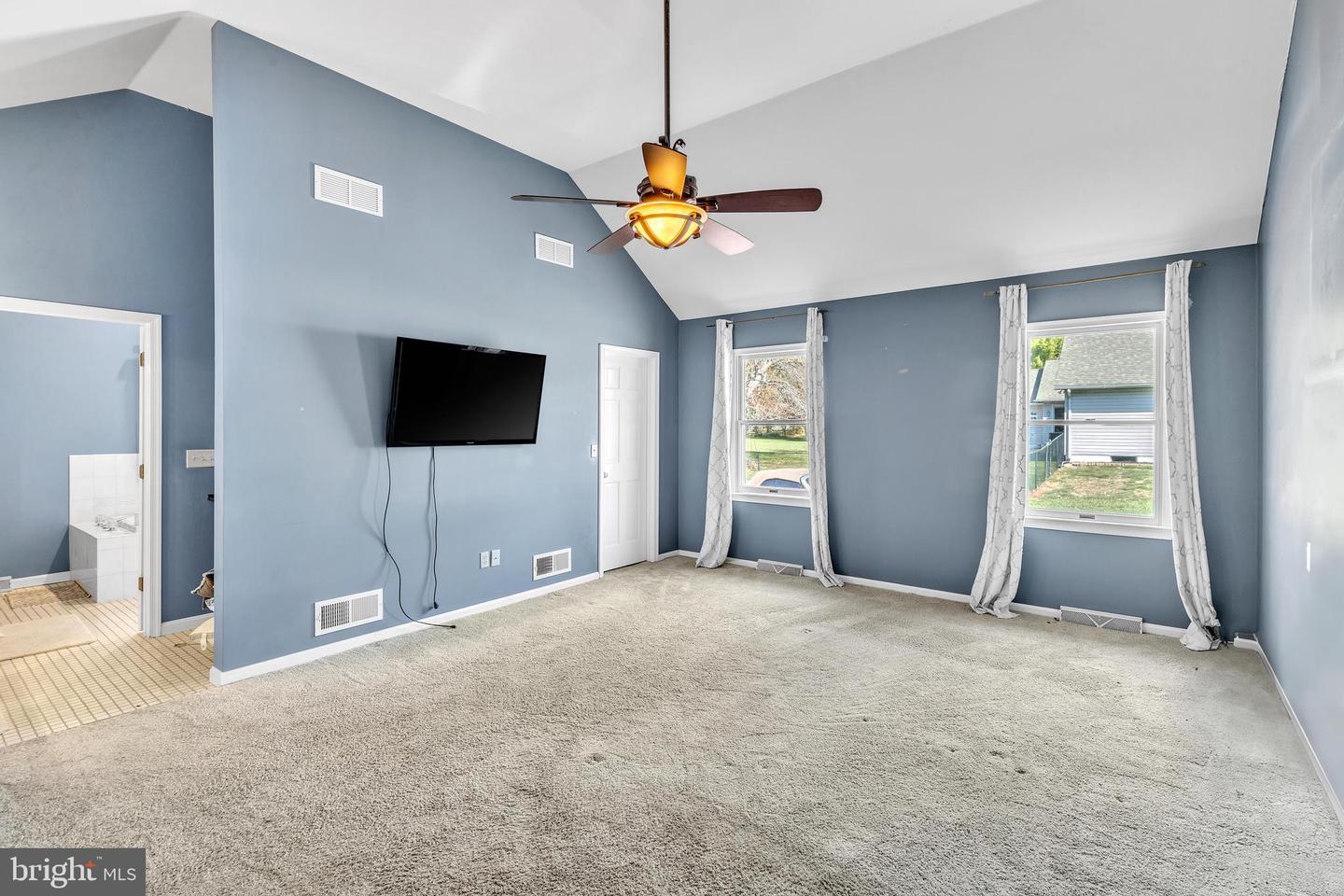 126 Dodge Dr