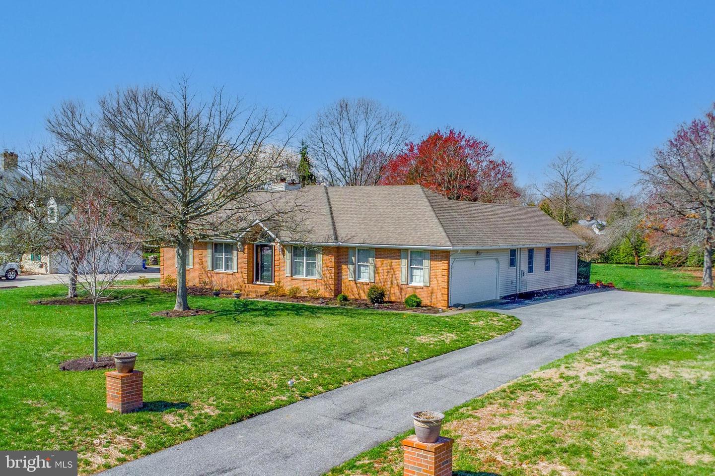 126 Dodge Dr