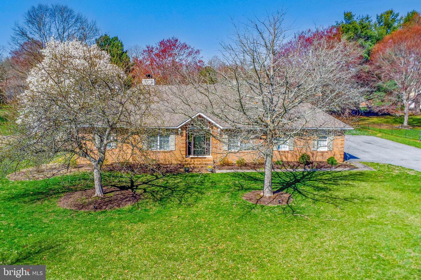126 Dodge Dr