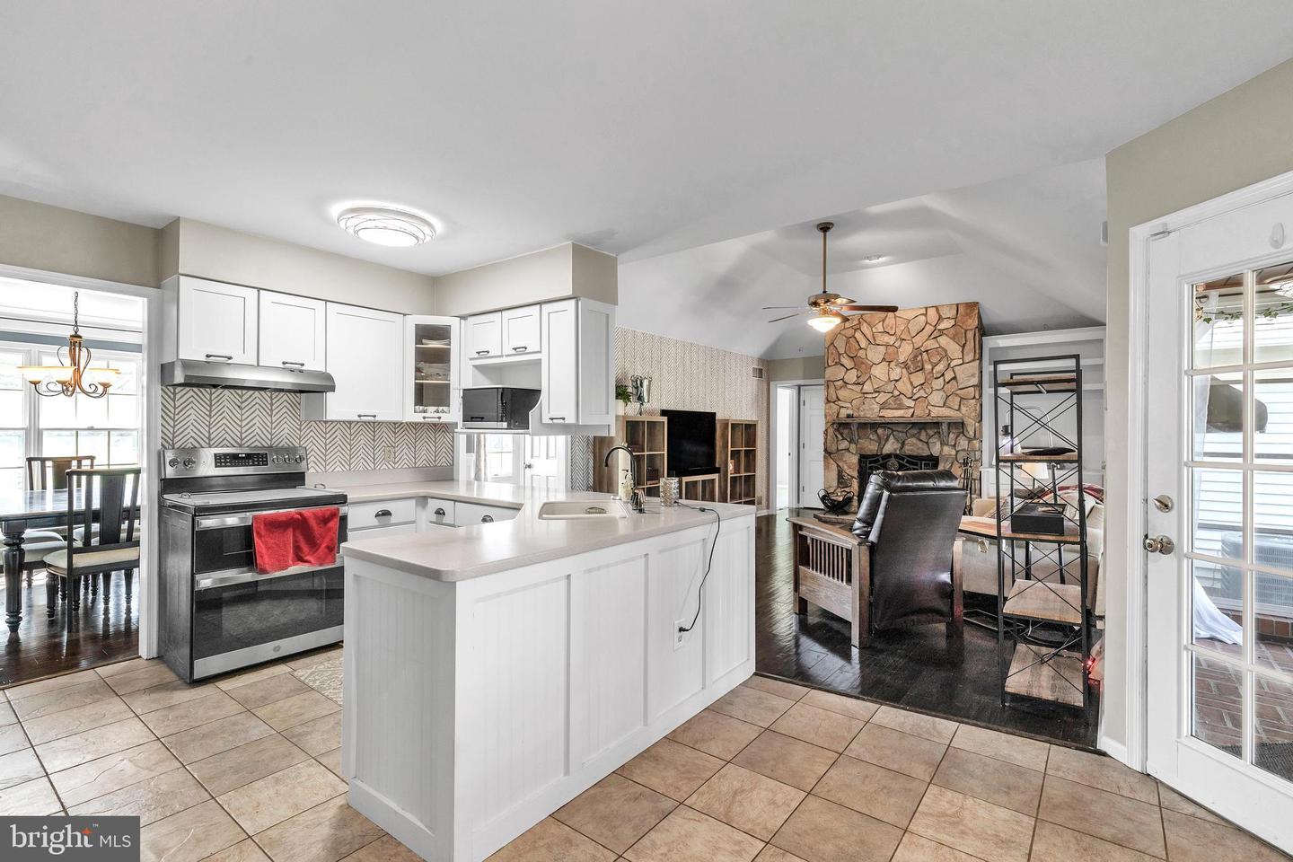 126 Dodge Dr
