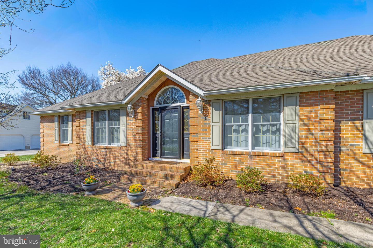 126 Dodge Dr