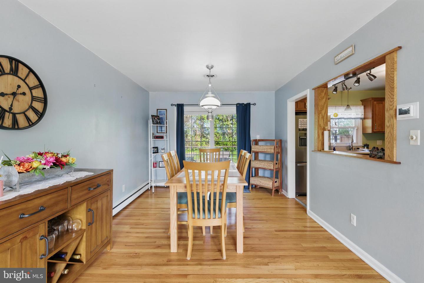 28 Konschak Ave