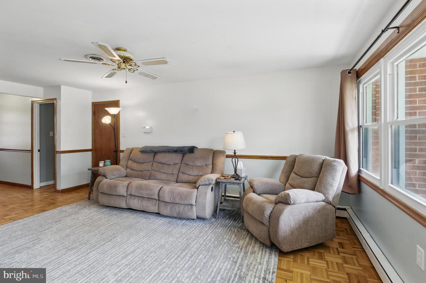 28 Konschak Ave