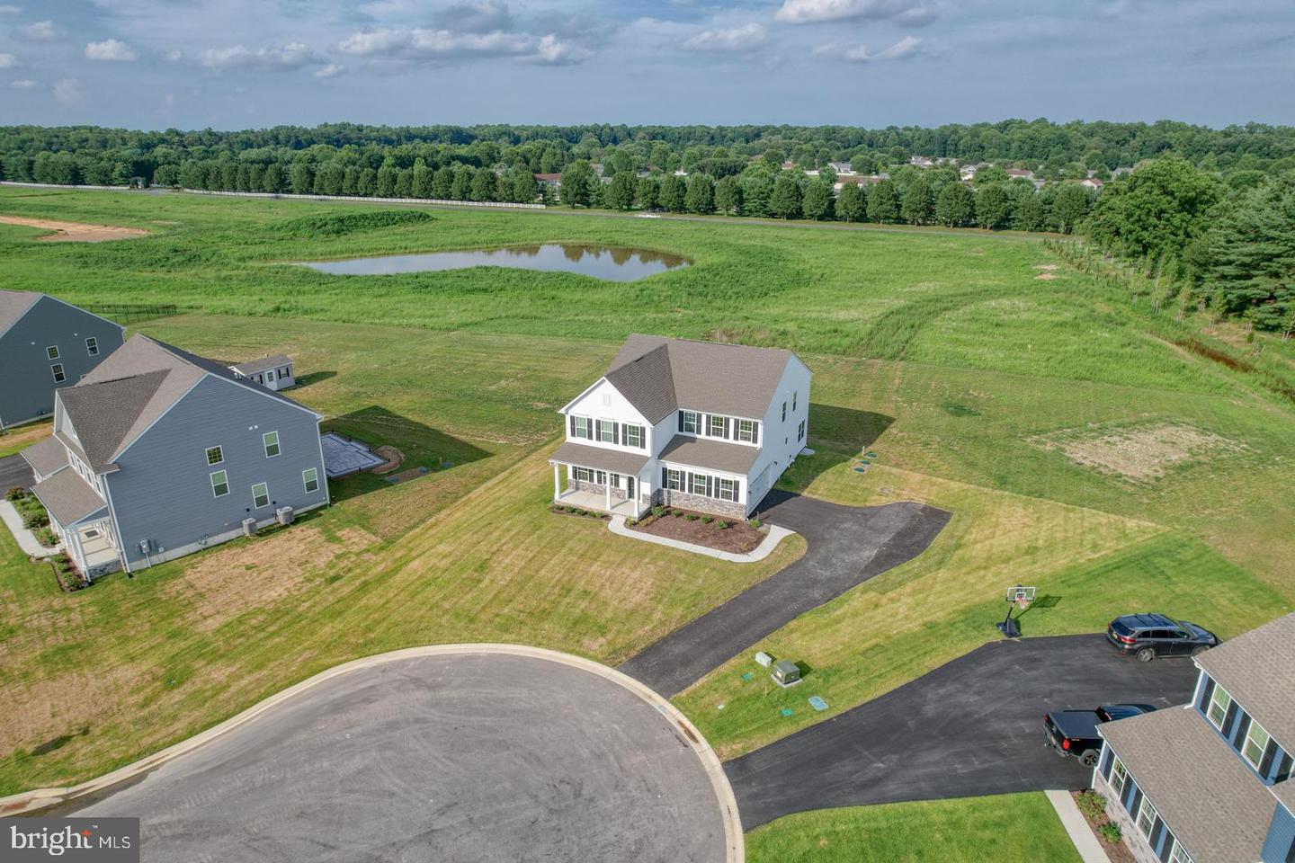17 Corinthian Ct