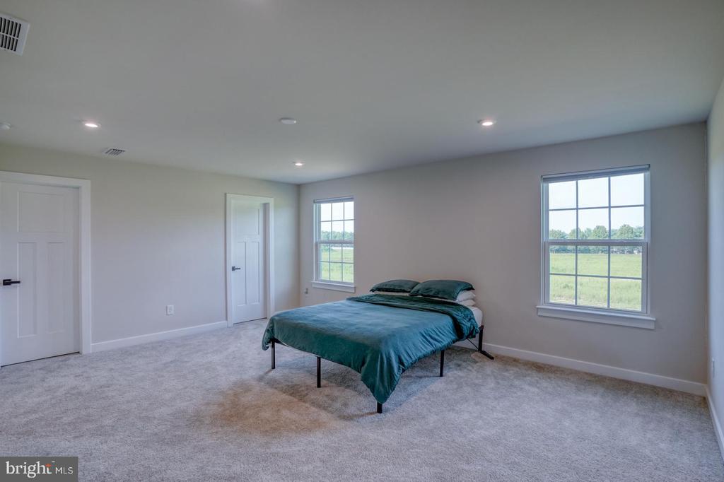 17 Corinthian Ct