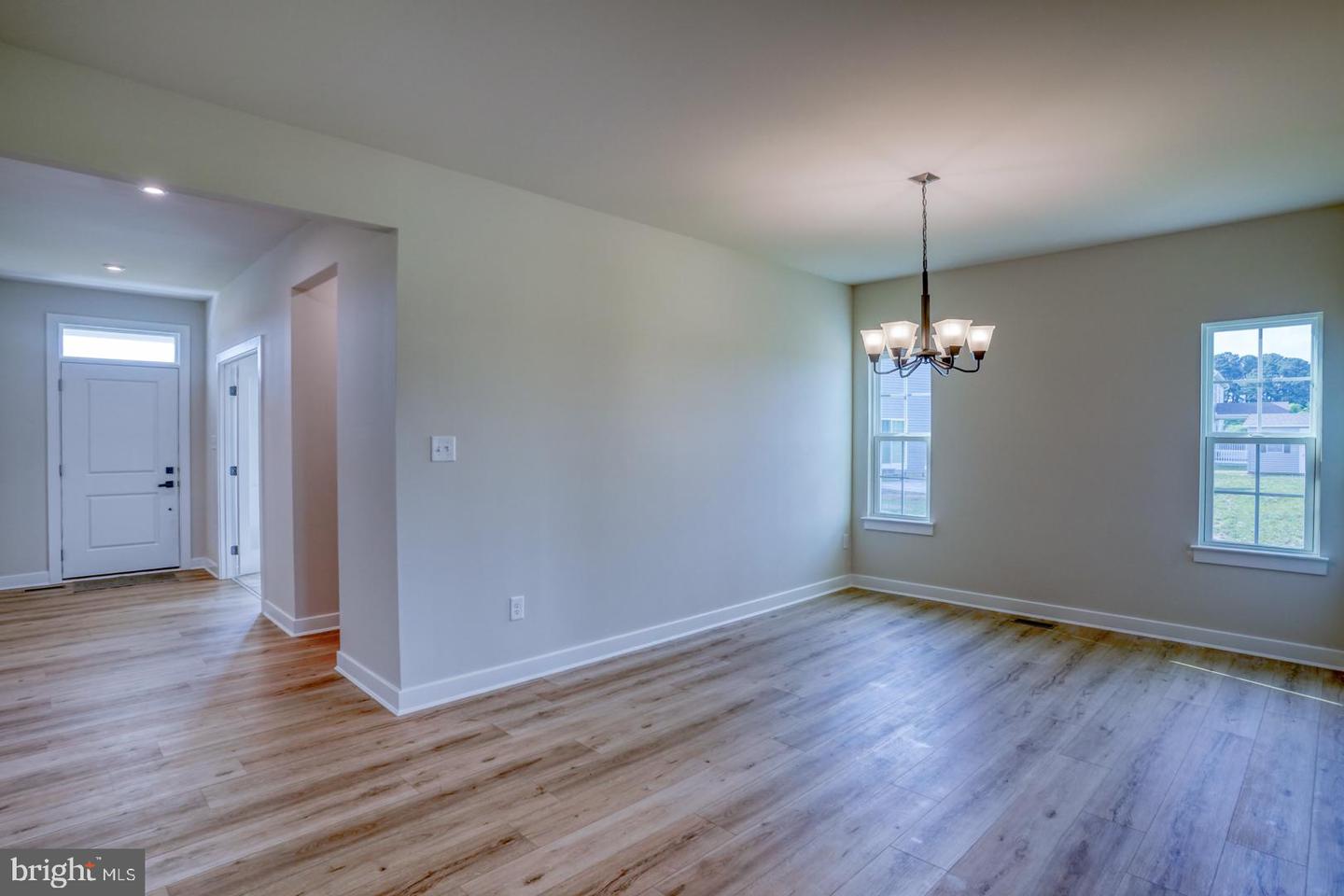 17 Corinthian Ct