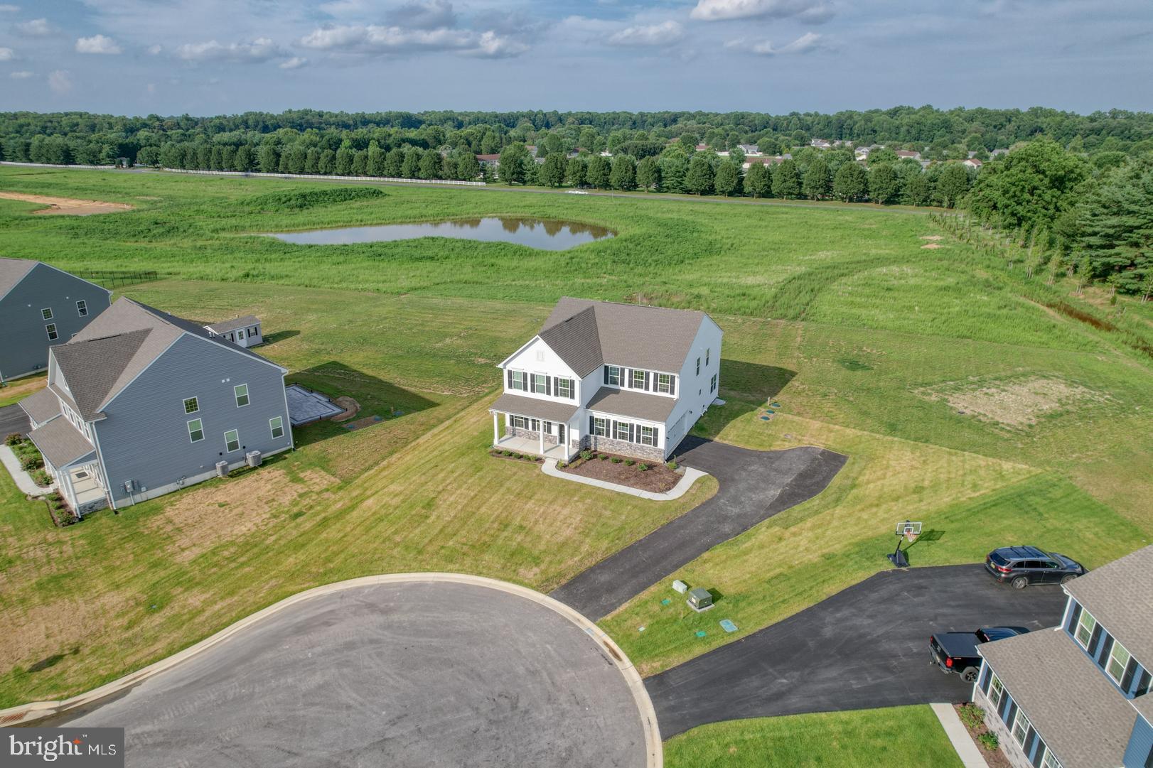 17 Corinthian Ct