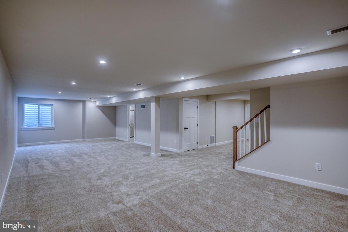 17 Corinthian Ct