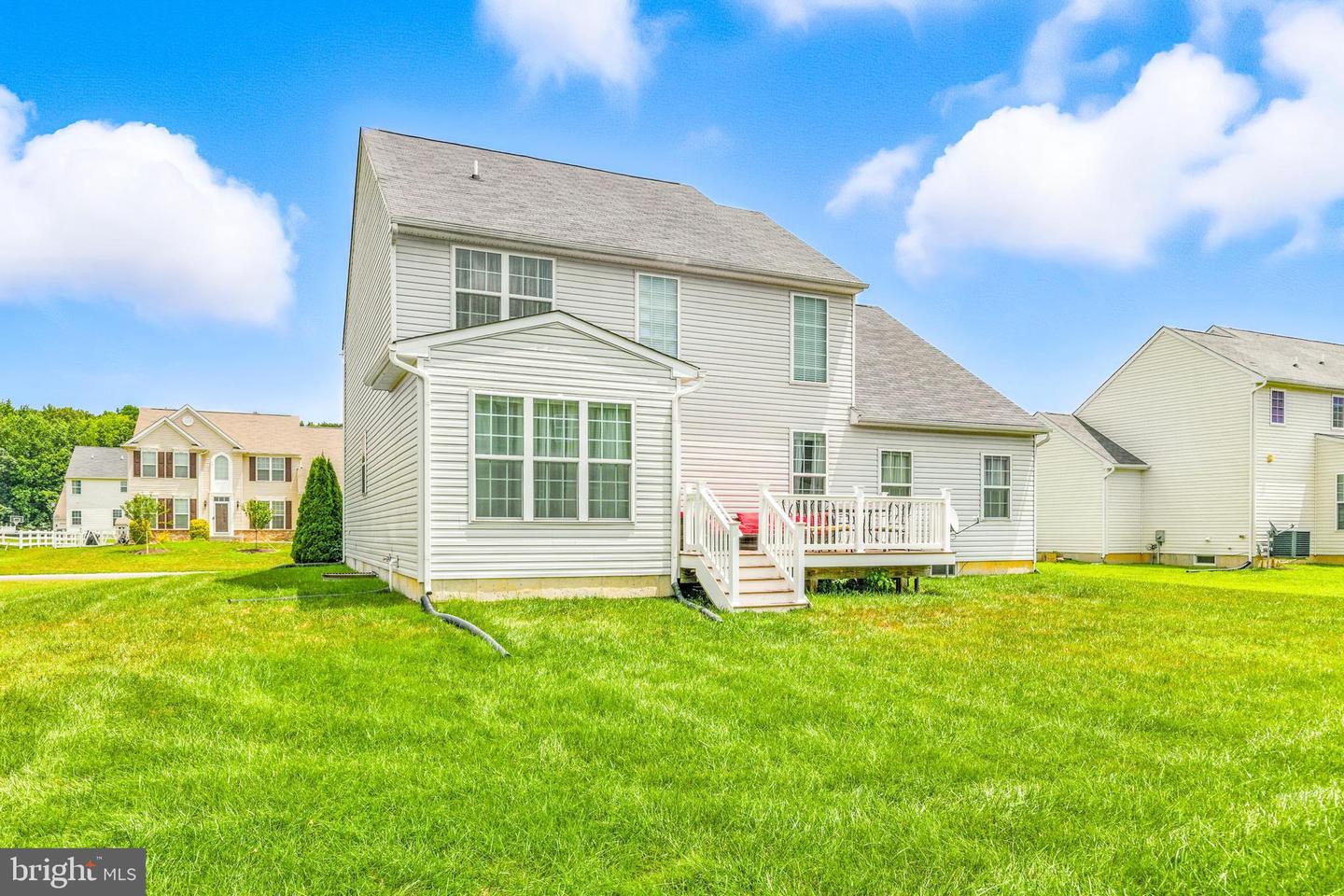165 Oriole Ln